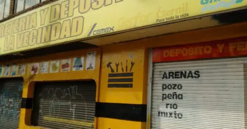 FERRETERIA Y DEPOSITO LA VECINDAD FERRETERIA Y DEPOSITO LA VECINDAD